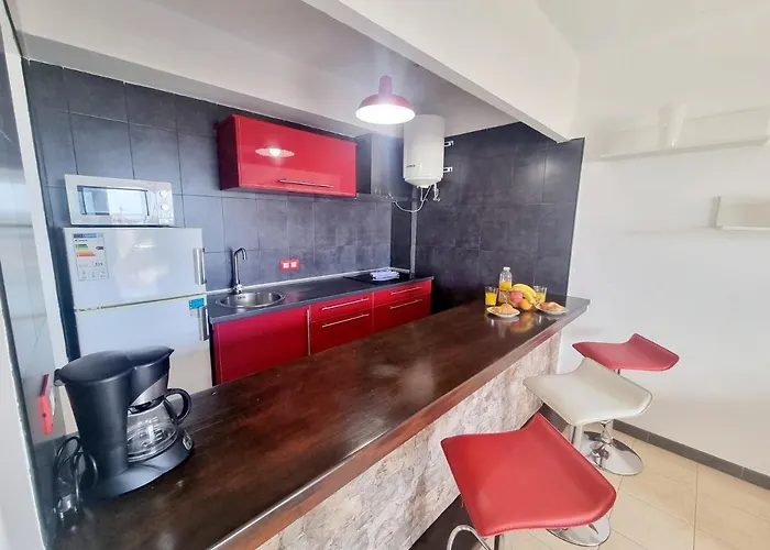 Malvasia 9 بويرتو ذيل كارمين